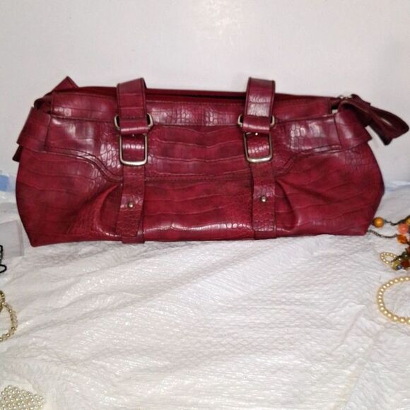 Axcess Red Faux Alligator Women's Purse Shoulderbag Satchel Fashionable - Picture 1 of 9